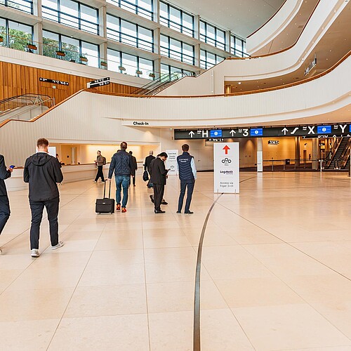 ALL ABOUT PORTS 2026 - Visitors at the CCH entrance foyer ALL ABOUT PORTS 2026 - Visitors at the CCH entrance foyer