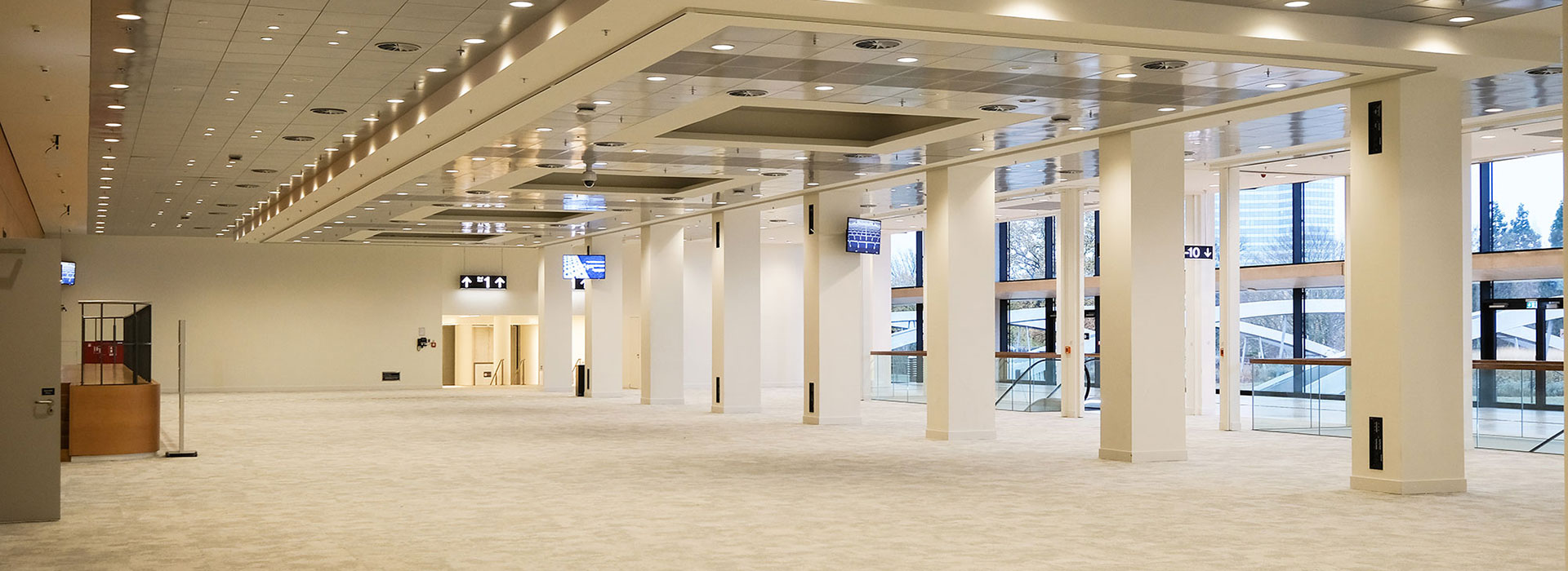 CCH Foyer D-G CCH Foyer D-G